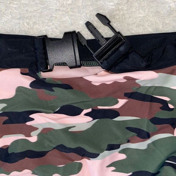 NWT Camo Bikini Bottoms - Picture 3 of 6